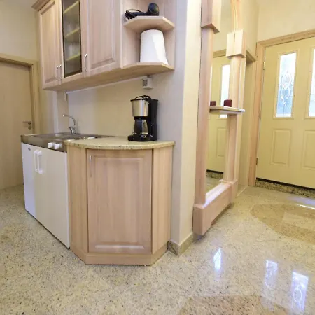 Apartamento Ojdana-3 By Interhome